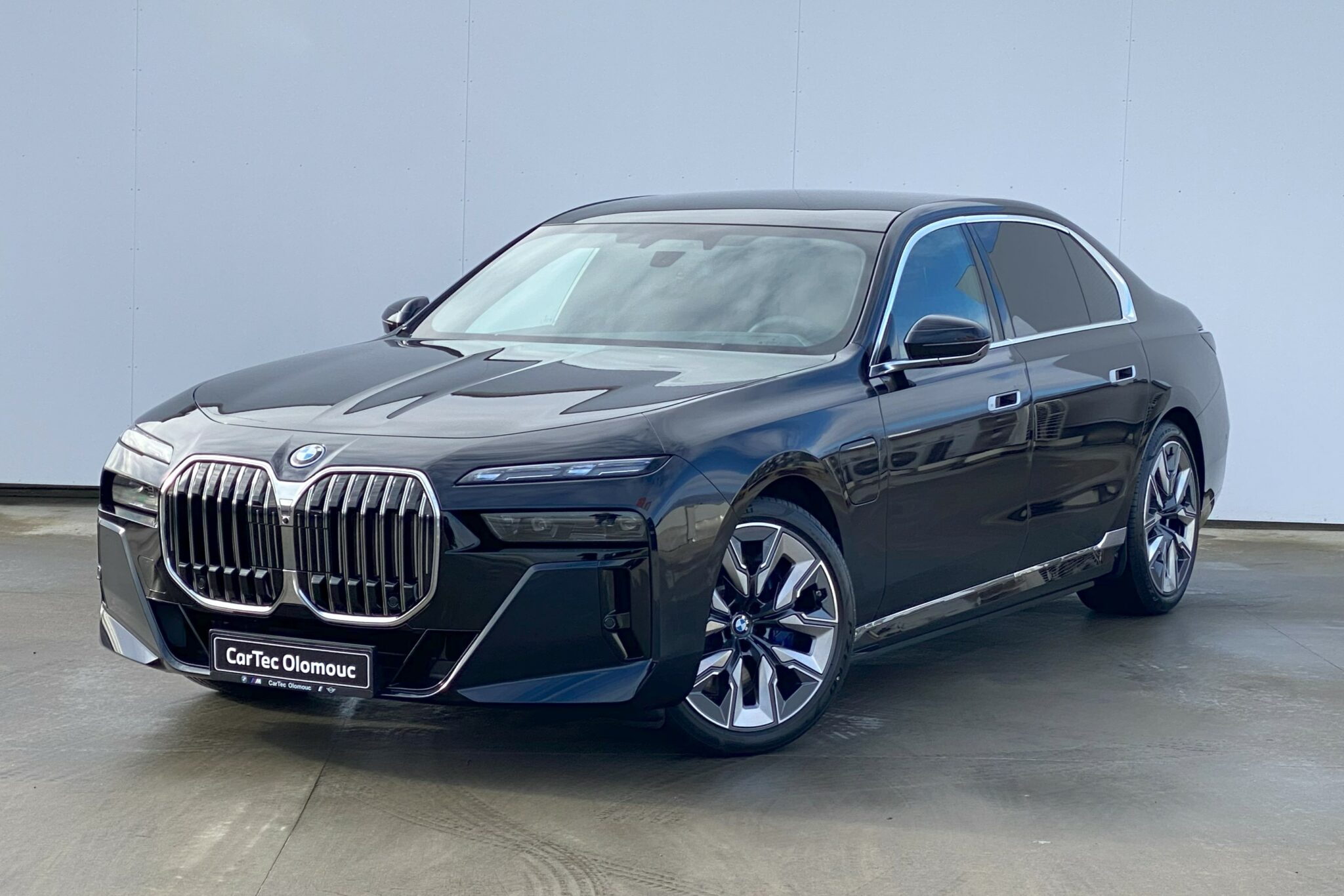 BMW 750e xDrive