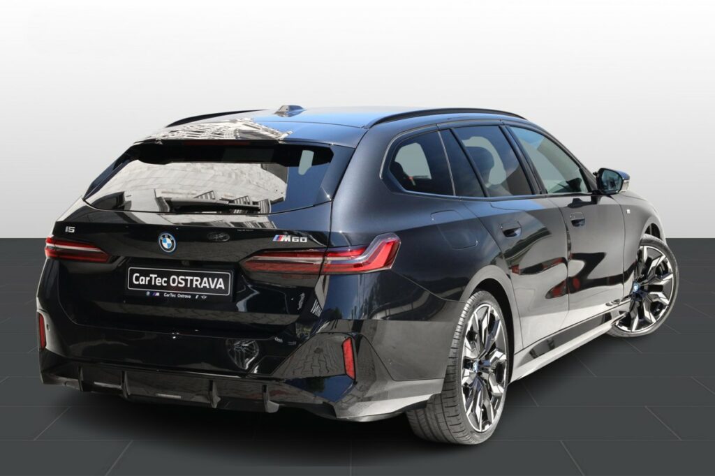 BMW i5 M60 xDrive Touring
