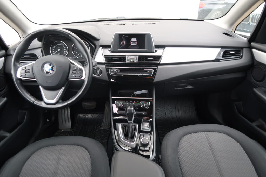 BMW 218i ActiveTourer