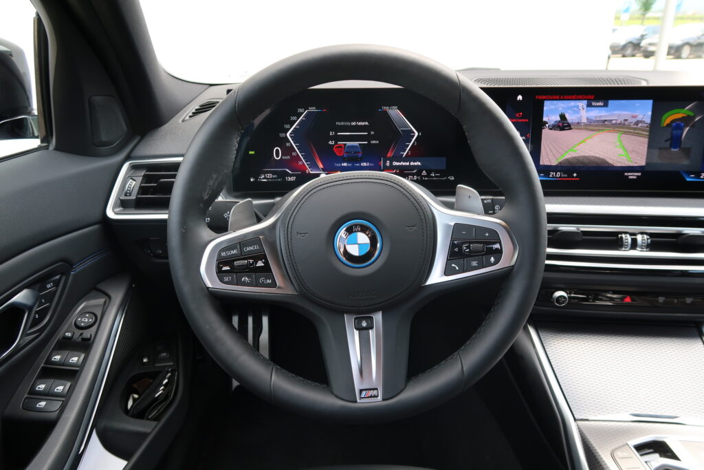 BMW 320e xDrive Touring