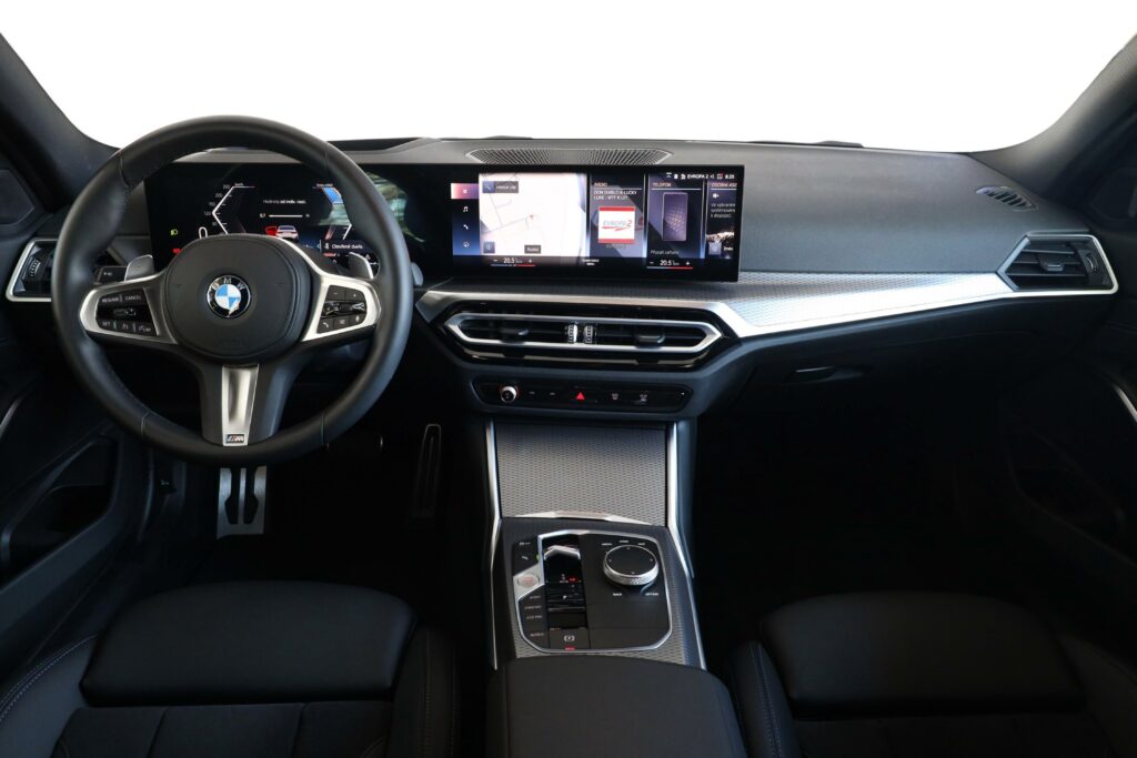 BMW 320d xDrive Sedan