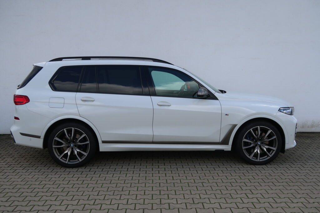 BMW X7 M50d