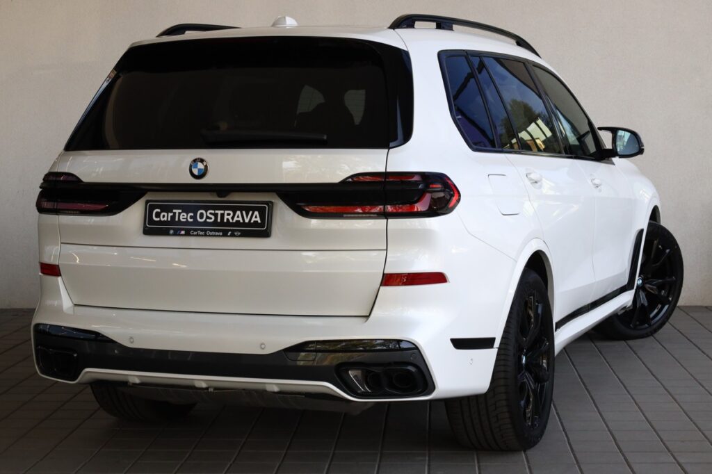 BMW X7 M60i xDrive