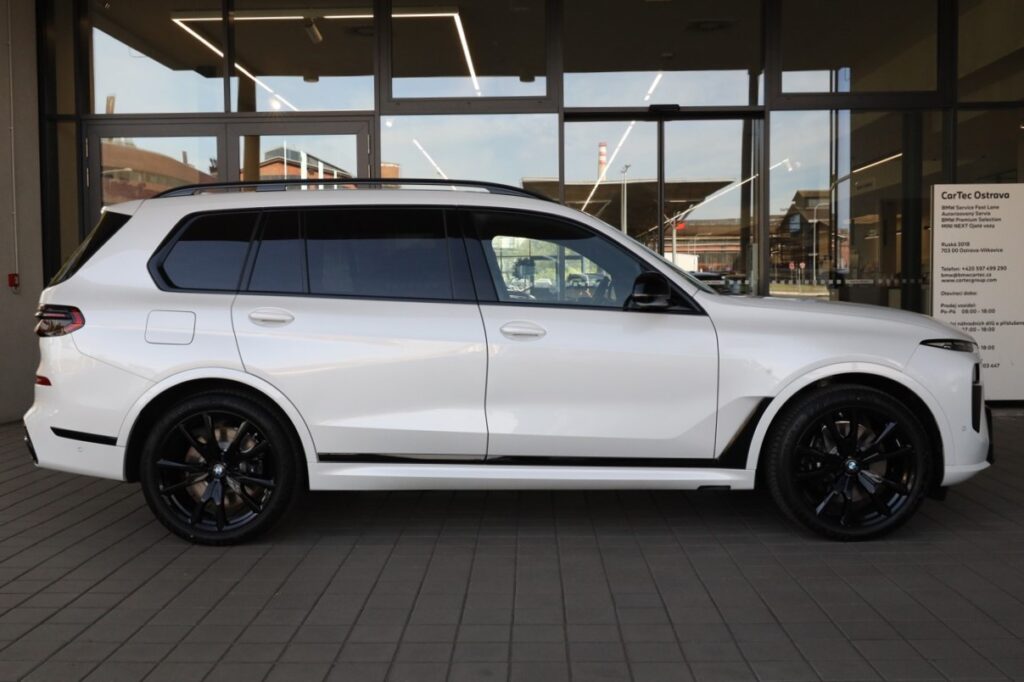 BMW X7 M60i xDrive