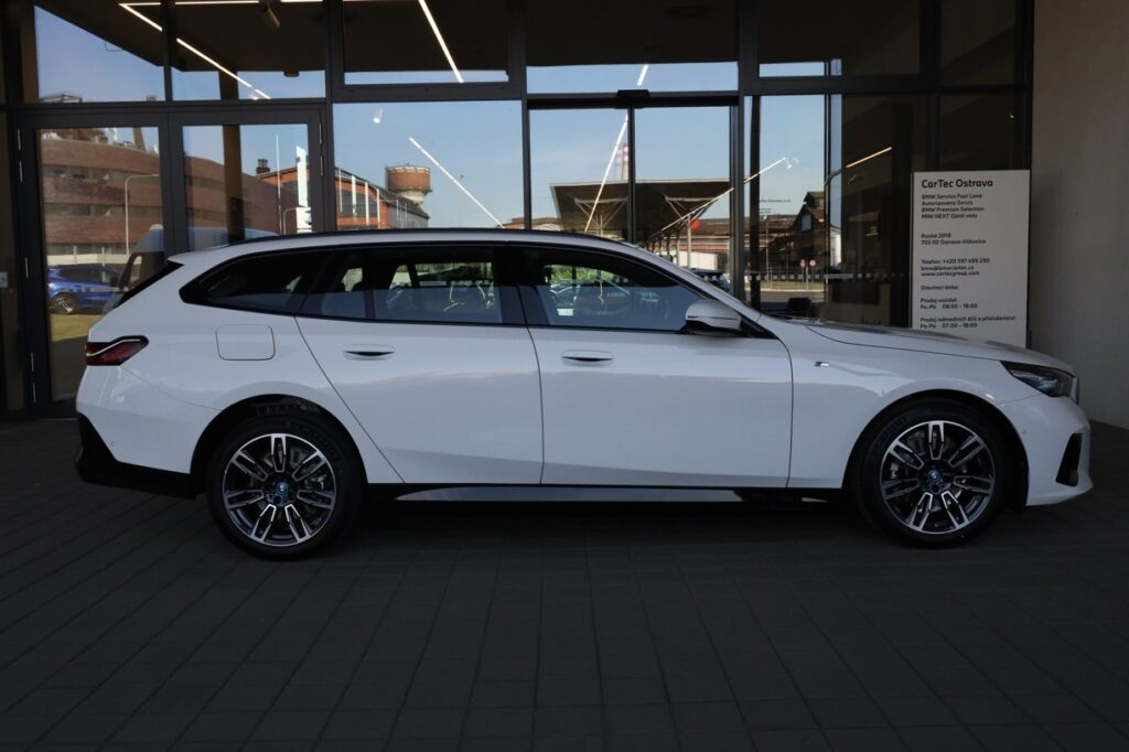 BMW 530e Touring