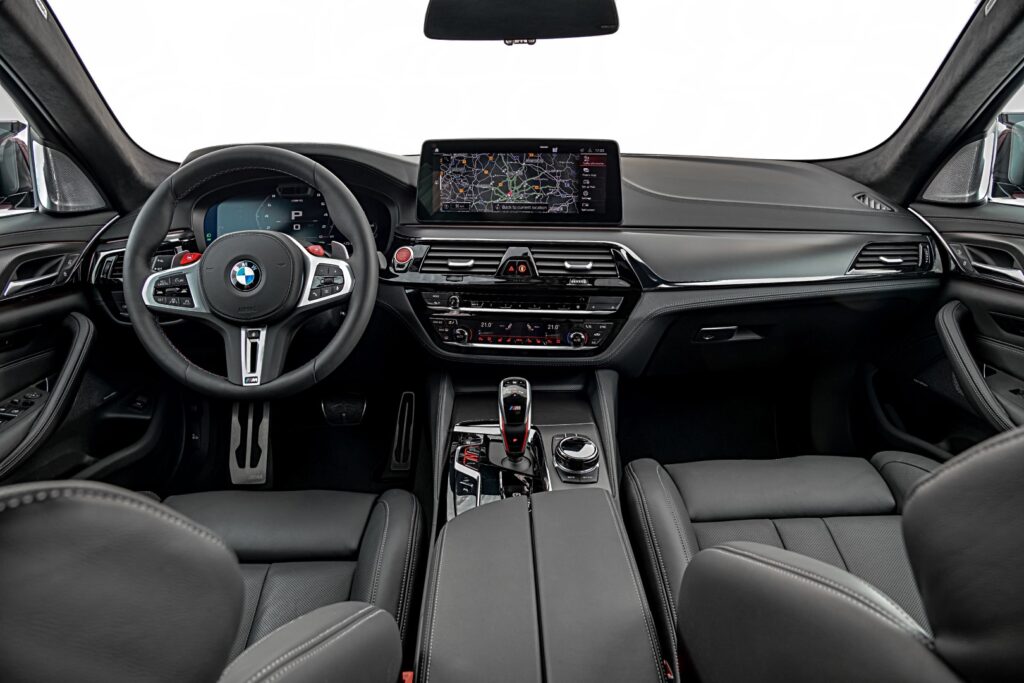 HISTORIE BMW M5