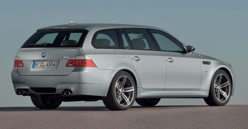 HISTORIE BMW M5