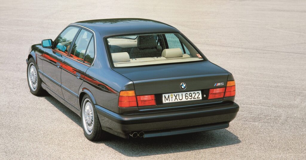 HISTORIE BMW M5