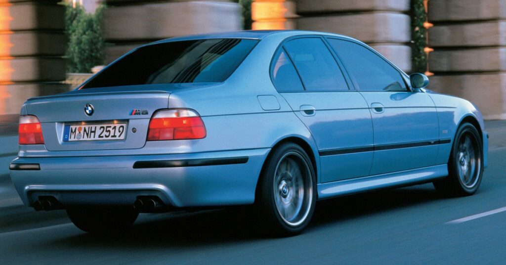 HISTORIE BMW M5