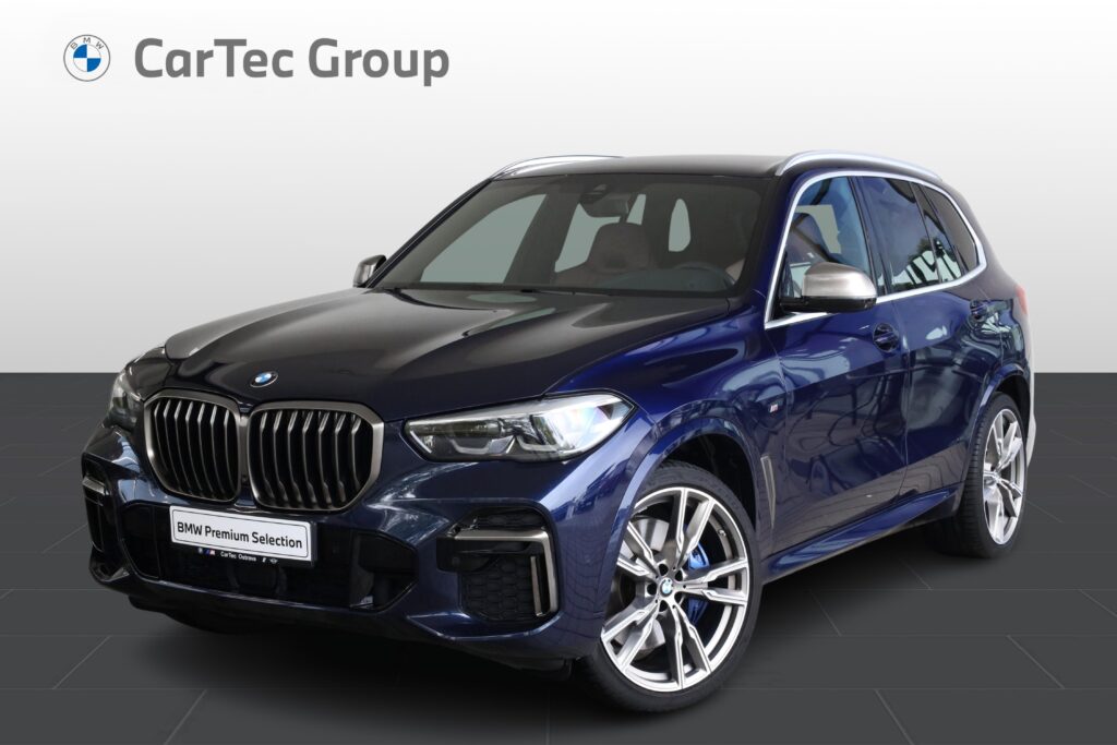 BMW X5 M50i