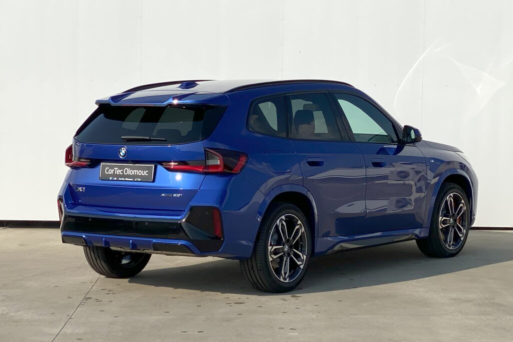 BMW X1 xDrive23i