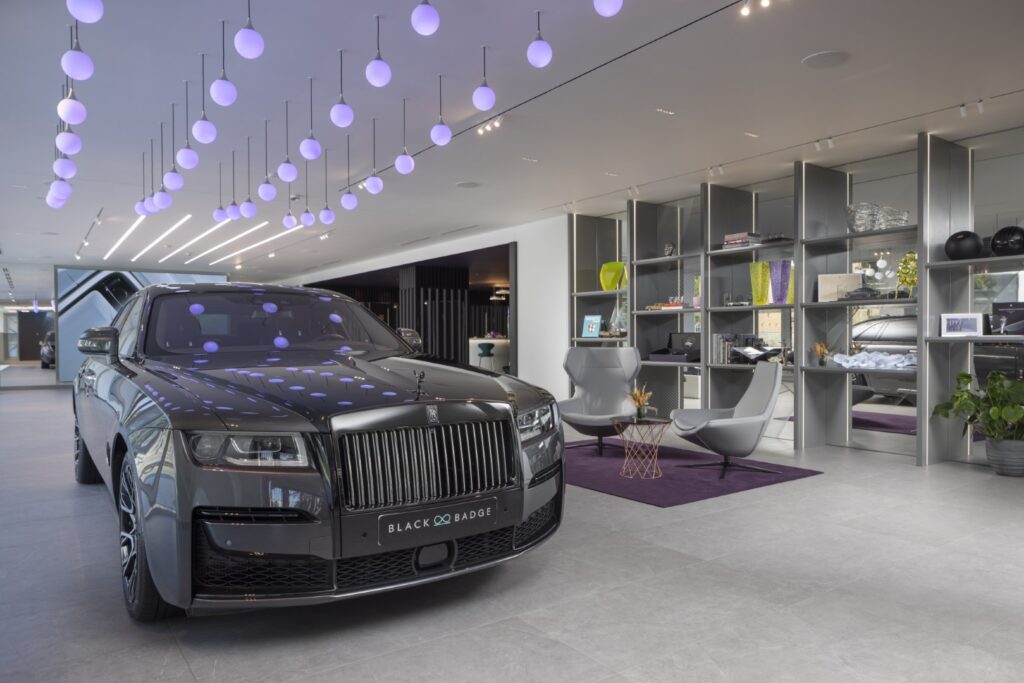 OTEVŘENÍ NOVÉHO SHOWROOMU ROLLS-ROYCE MOTOR CARS PRAGUE