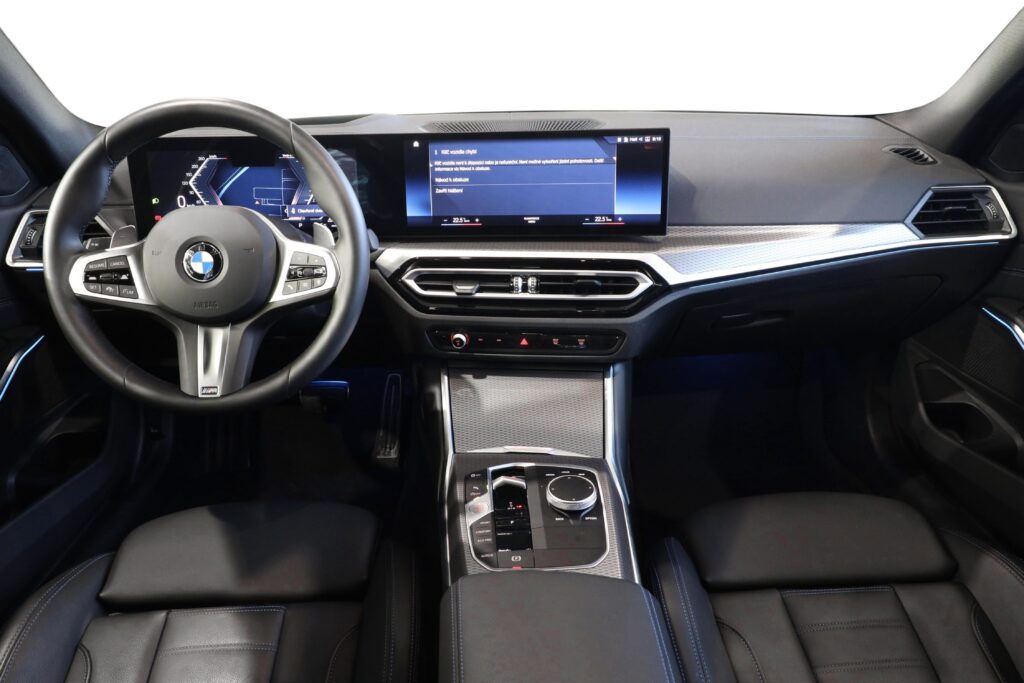 BMW 330i xDrive