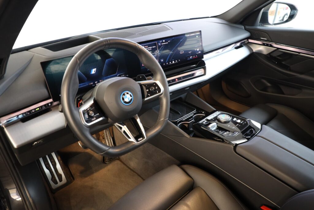 BMW 550e xDrive