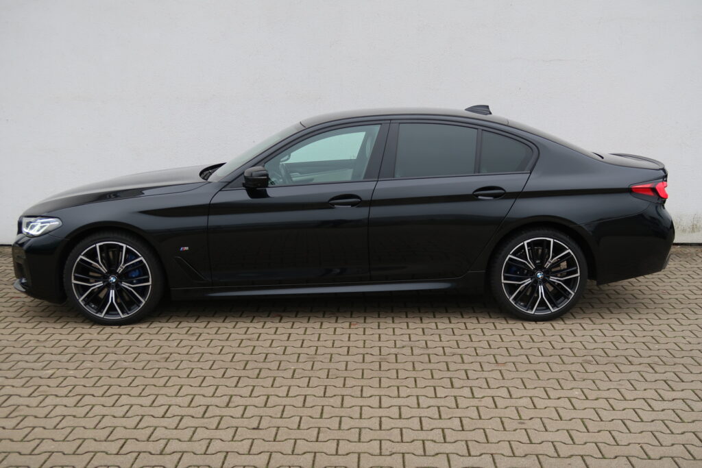 BMW 530d xDrive Sedan