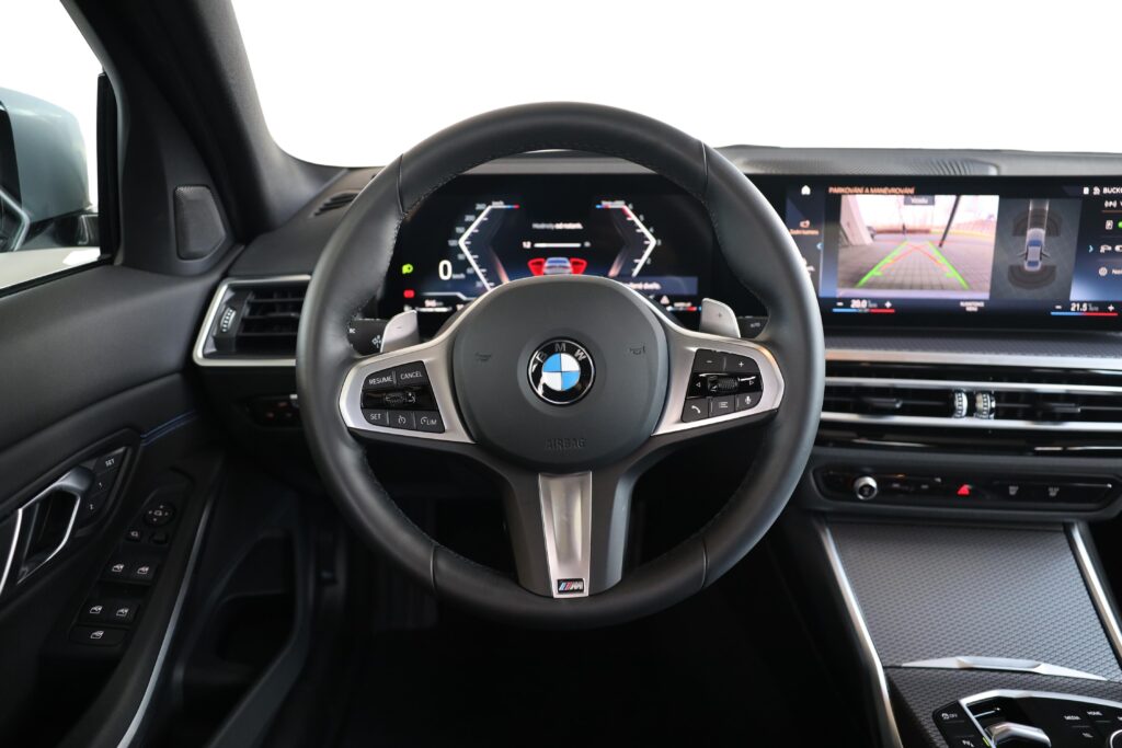 BMW 330d xDrive Sedan