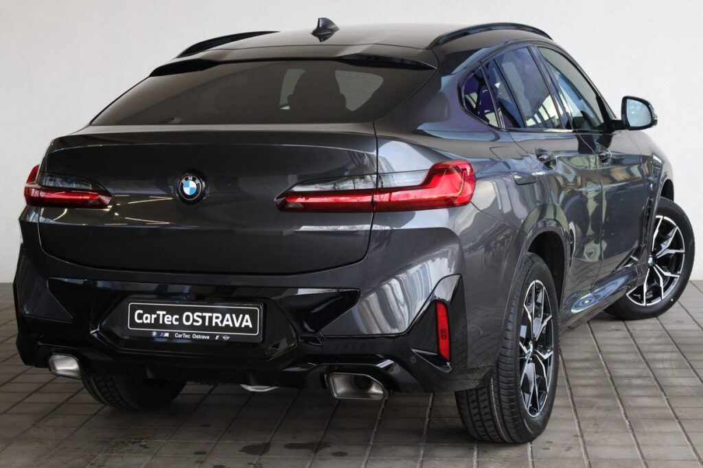 BMW X4 xDrive20i