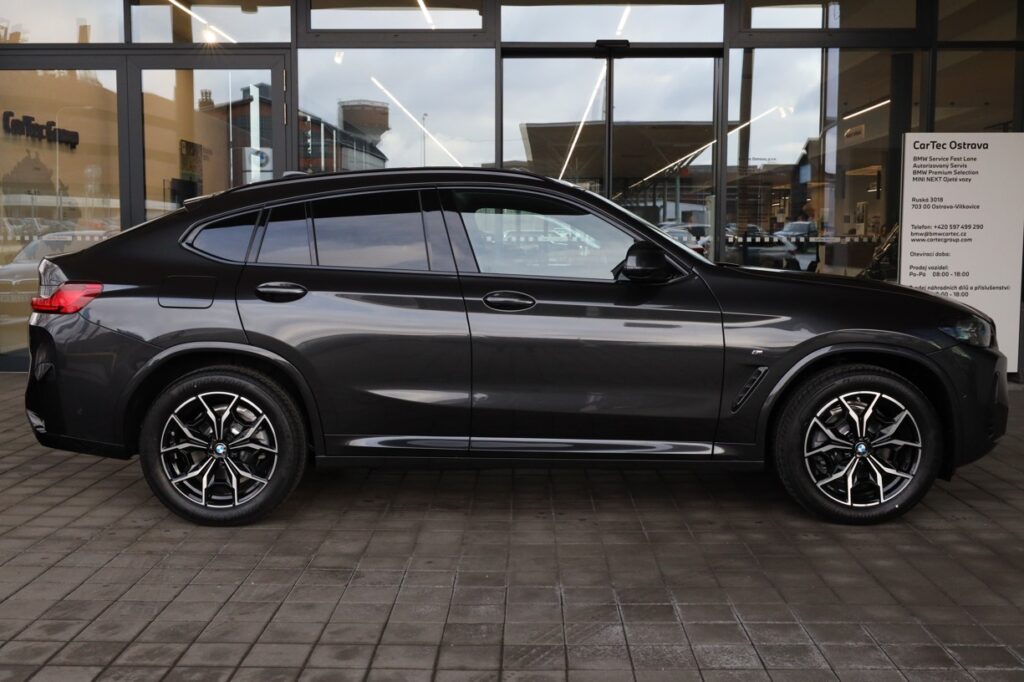 BMW X4 xDrive20i