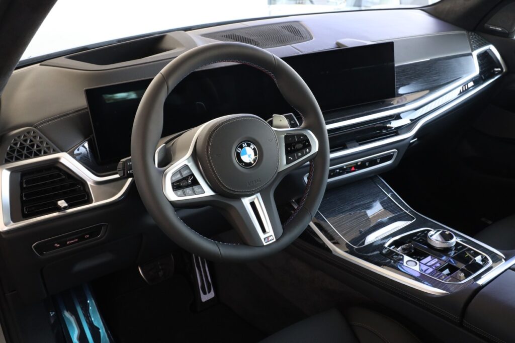 BMW X7 M60i xDrive