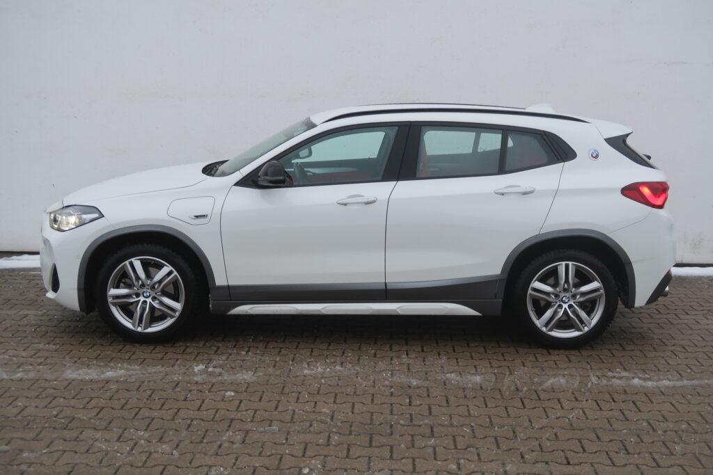 BMW X2 xDrive 25e