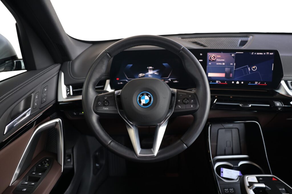 BMW iX1 xDrive30