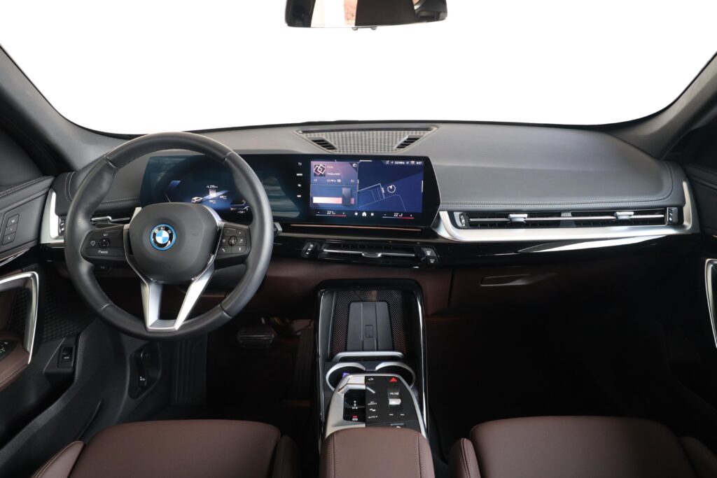 BMW iX1 xDrive30