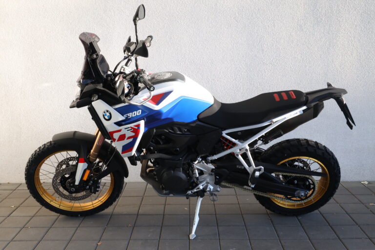 BMW F 900 GS