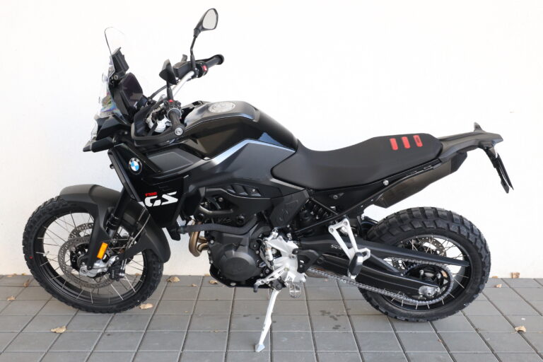 BMW F 900 GS