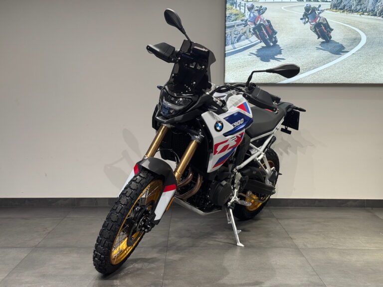 BMW F 900 GS