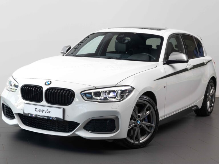 BMW M140i xDrive