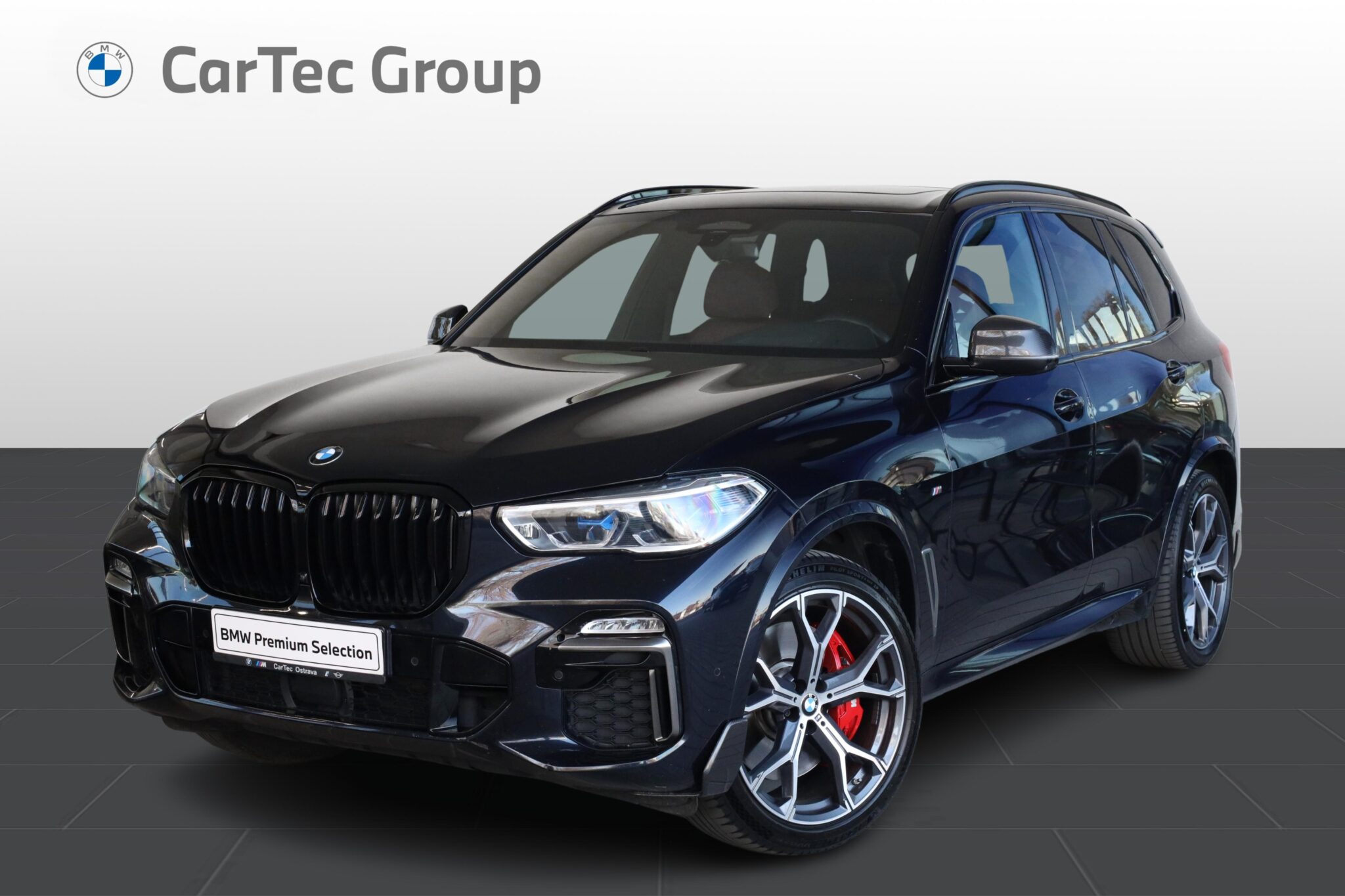 BMW X5 M50i