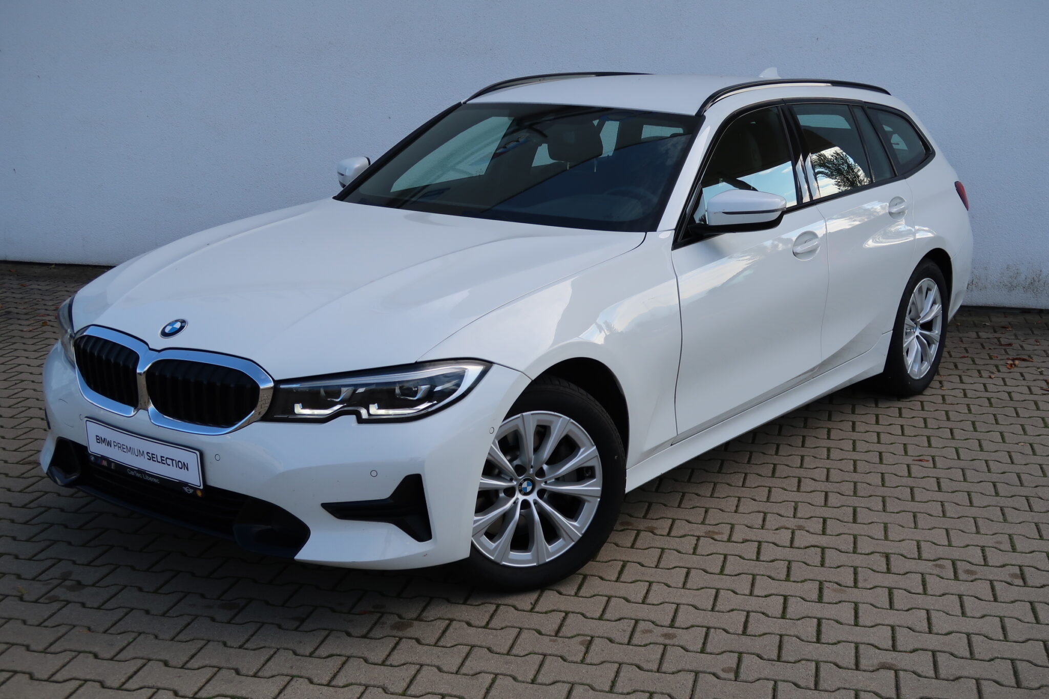 BMW 330i xDrive Touring