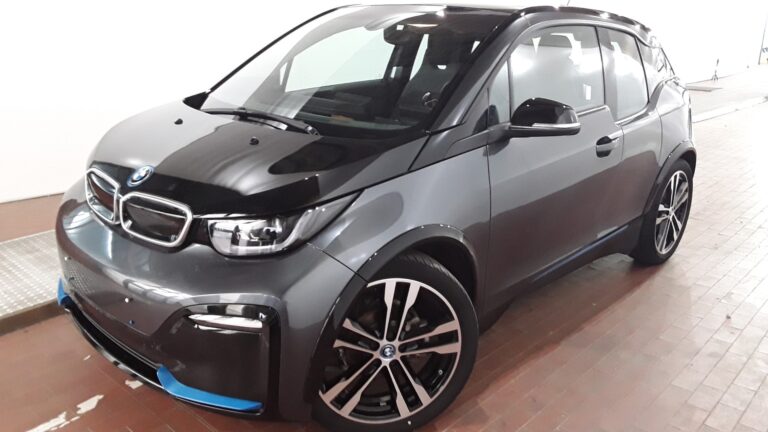 BMW i3s