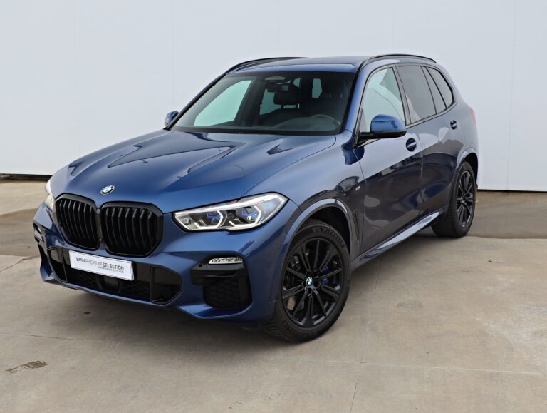 BMW X5 M50i